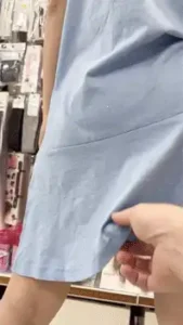 【危険】ワンピ女子の無防備おぱんつ！めくって潜って近づいて！